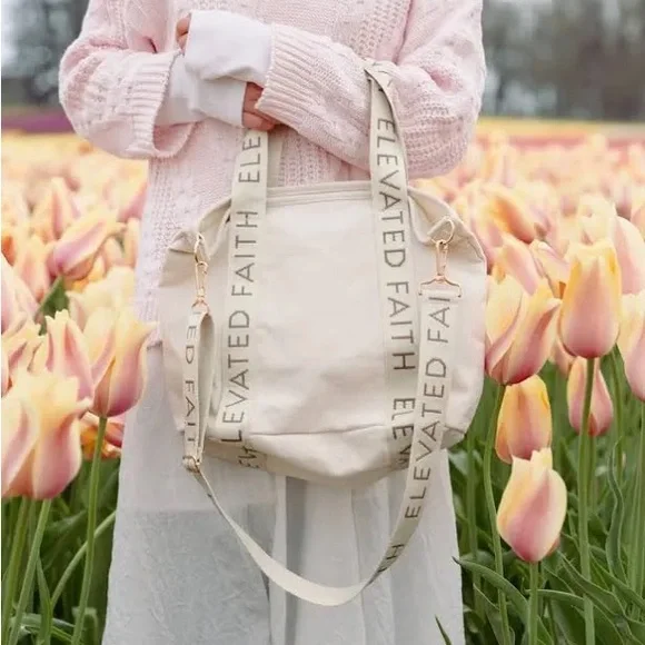 Elevate Faith Mini Everyday Tote Bag - Picture 3 of 9